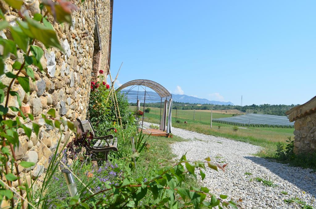 Les Gites D'Eliane Laragne ภายนอก รูปภาพ