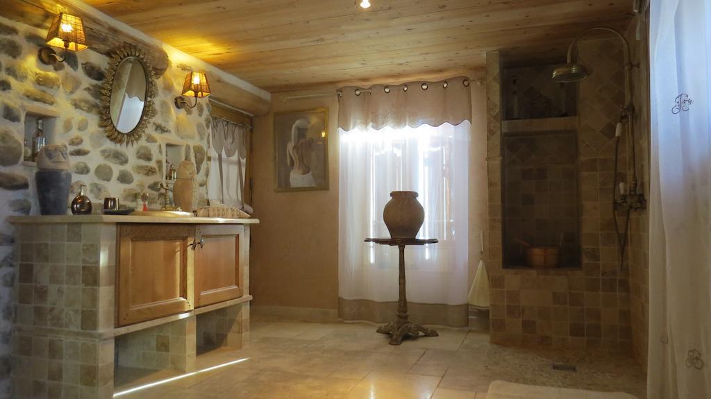 Les Gites D'Eliane Laragne ห้อง รูปภาพ